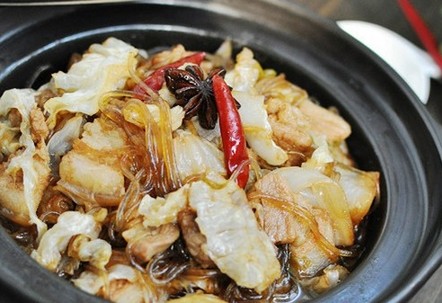 砂锅白菜炖粉条 乱炖的温暖_美味百事通_深圳之窗